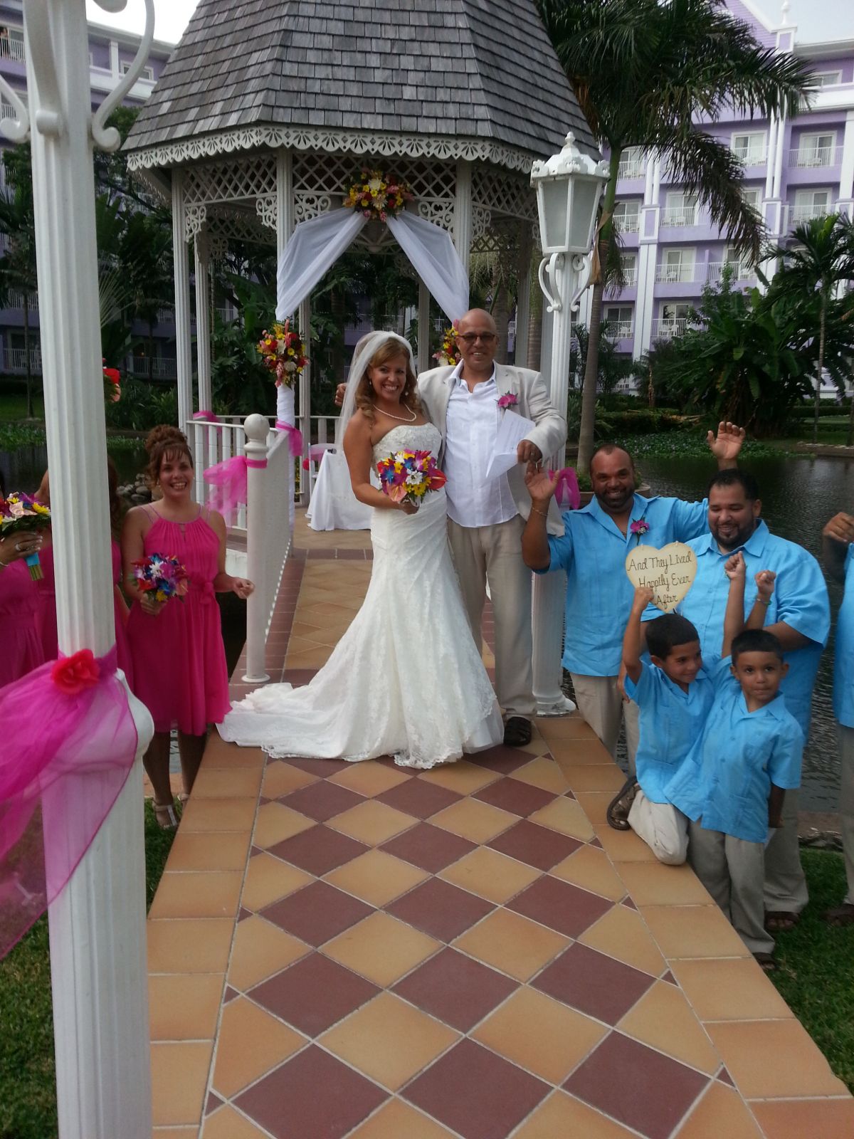 Lydia & Allan's Wedding in Paradise