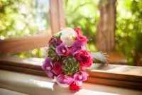 alternative and beautiful wedding bouquet